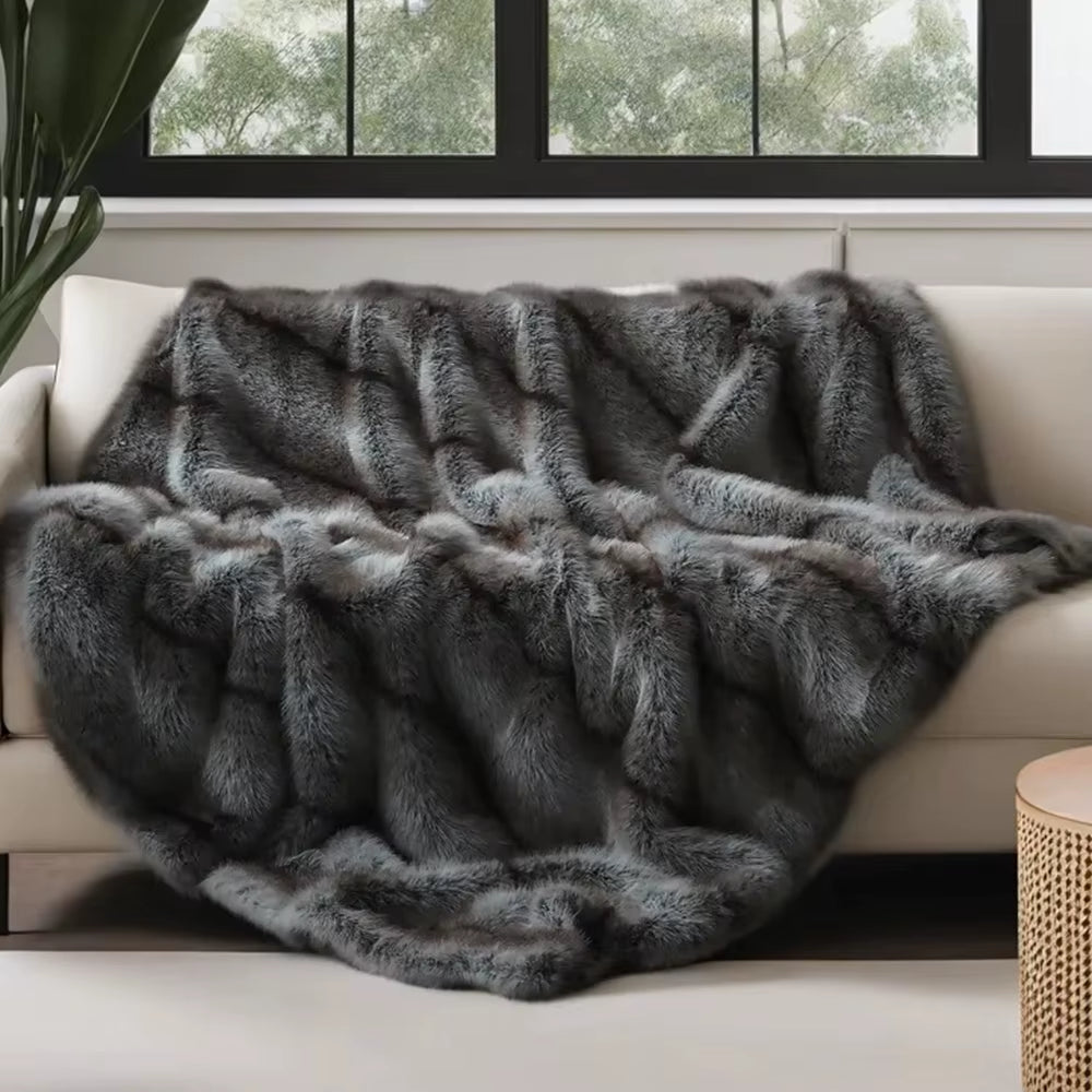 Luxury Faux Fur Blanket High-End Bed Fox Fur Blankets for Beds Plaid on the Sofa Cover Decoration Home Blankets and Throws